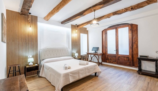 Room 'Castagno - Antiche Dimore di Vescovado' with Shared Pool and Garden
