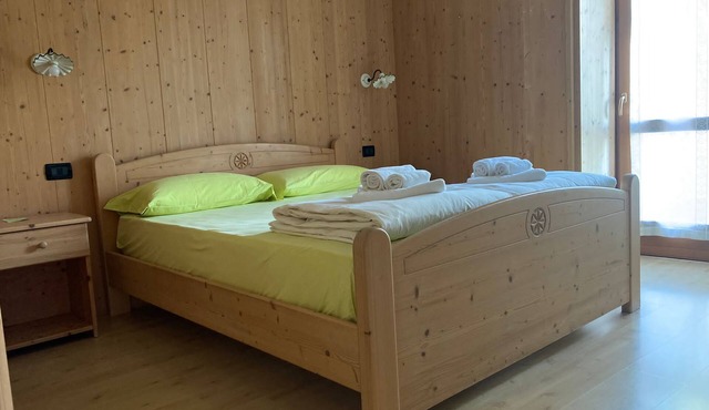 Room 'Double with Terrace' with Mountain View, Private Terrace and Wi-Fi