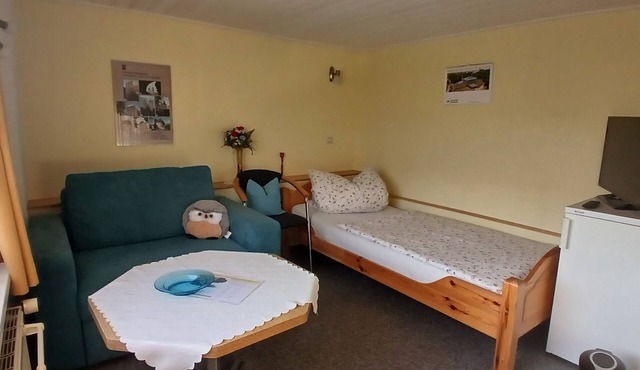 Room left - private rental Maluche