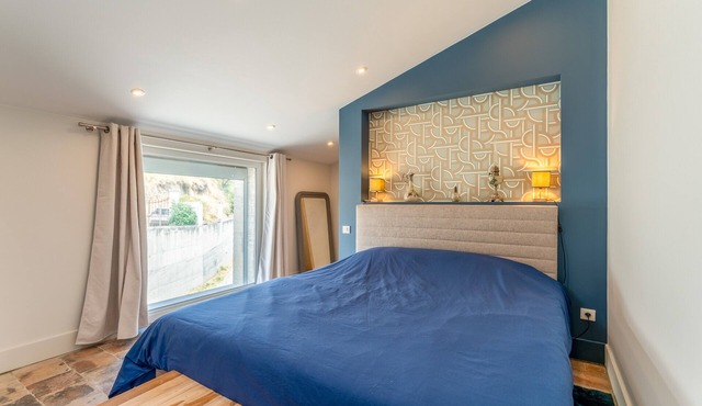 Room 'Malo' with Shared Terrace, Shared Garden and Air Conditioning