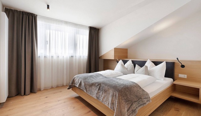 Room 'Murrer Suite 304' with Mountain View, Shared Garden and Wi-Fi