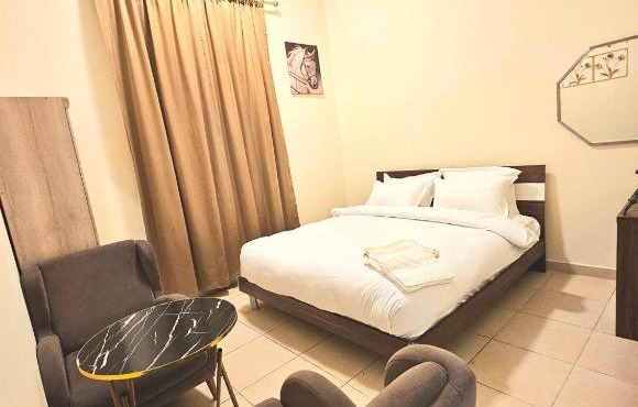 Room near to Lamer Beach Jumeirah one walk distance oima leasing property