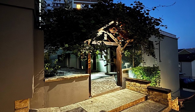 Room & Parking