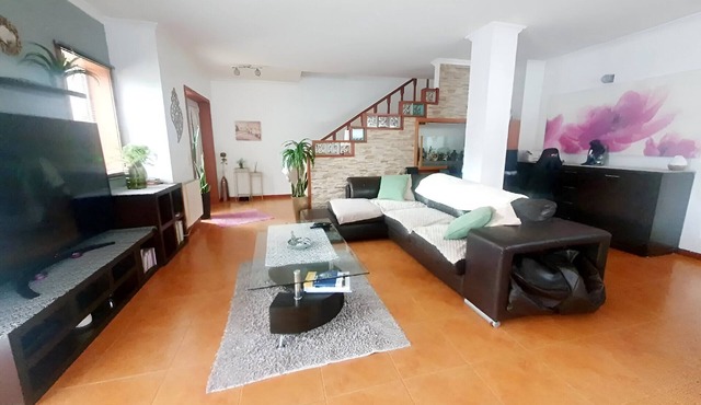 Room 'Quarto 3' with Private Terrace, Shared Garden and Wi-Fi