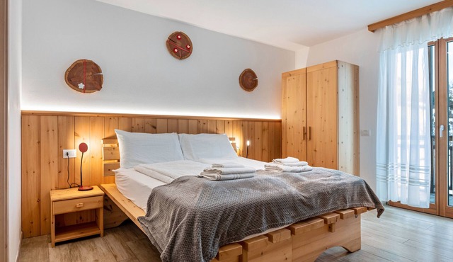 Room 'Ribes' with Mountain View, Shared Terrace and Wi-Fi