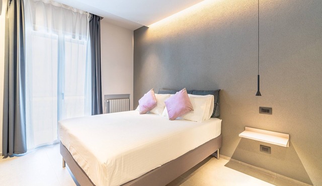 Room 'Rosa' with Mountain View, Shared Terrace and Air Conditioning
