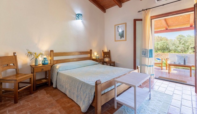 Room 'Tripla' with Private Terrace, Wi-Fi and Air Conditioning