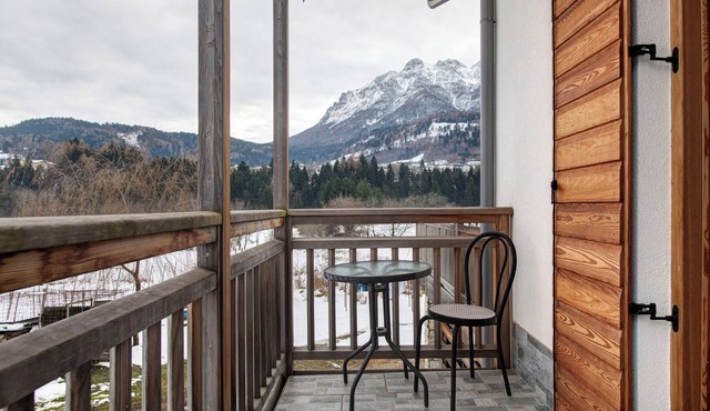 Room 'Viola' with Mountain View, Shared Terrace and Wi-Fi