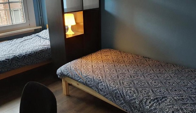 ROOM WITH 2 SEPARATED BEDS