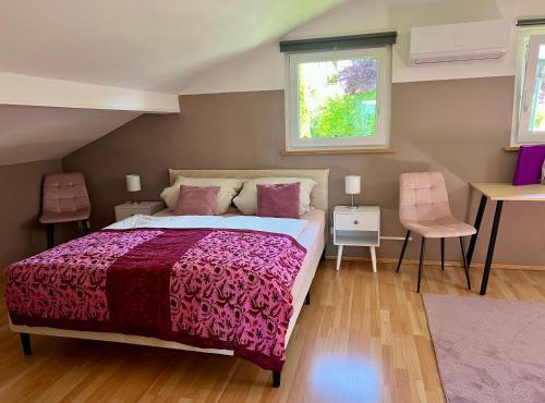 Room with a Skylight - gemütliches Zimmer zwischen München und Rosenheim