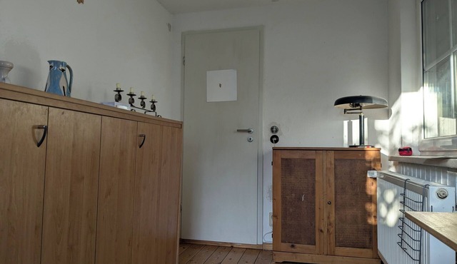 Room with a View: Quiet private room near the S-Bahn (30 min. to Berlin-Mitte)