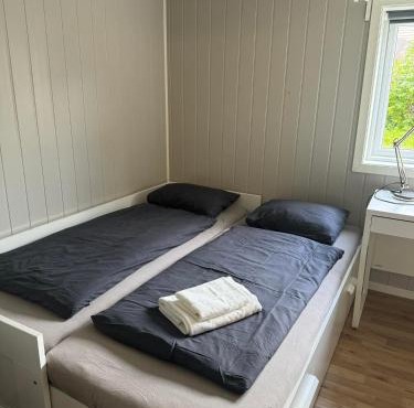 Room with shared kitchen and bathroom nr 3