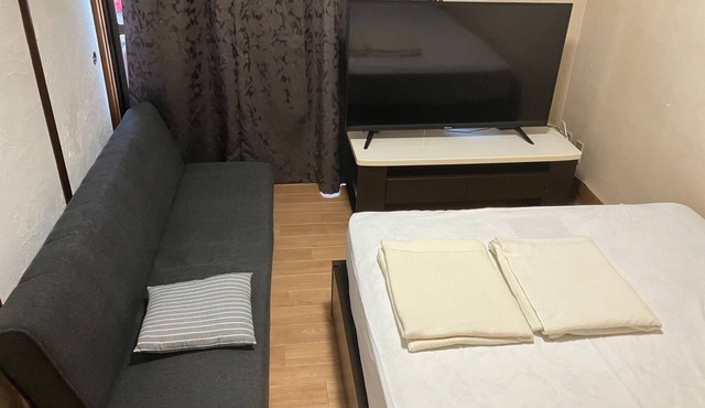 Room without meals Room 402 Suitable for long s/Hiroshima Hiroshima