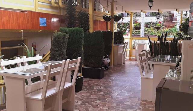 rooms at 2 blocks from the main square