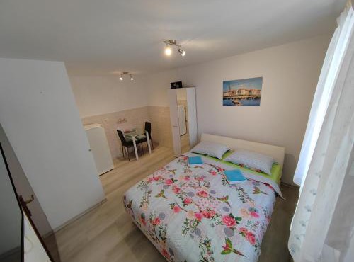 Rooms Neda