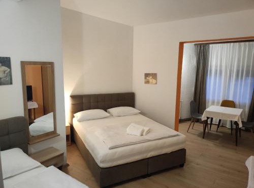 Rooms San