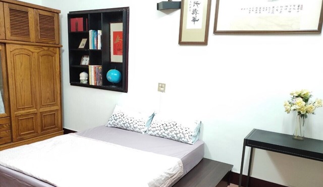 Root Residence Inn, 22. double room. 10 minutes walk from the station.