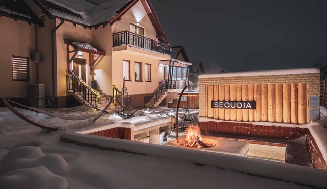 Roots Villa | Sequoia