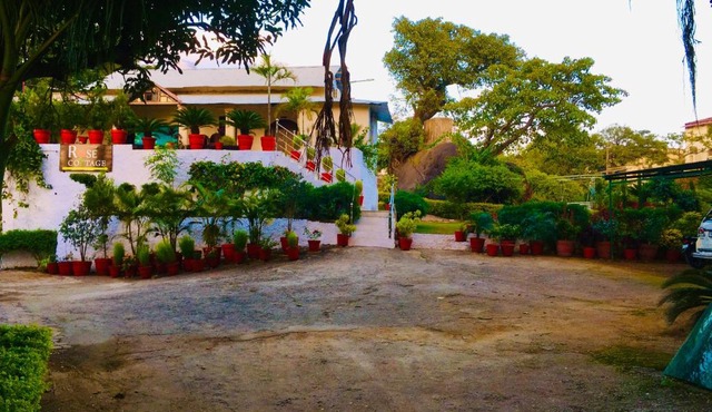 Rose Cottage - A Heritage Retreat