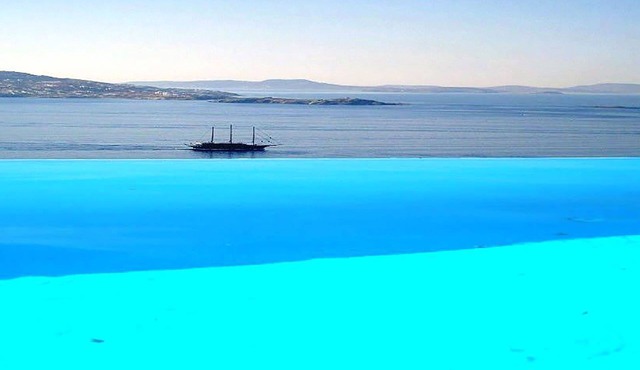 Rose Studio 3 with shared pool and sea view