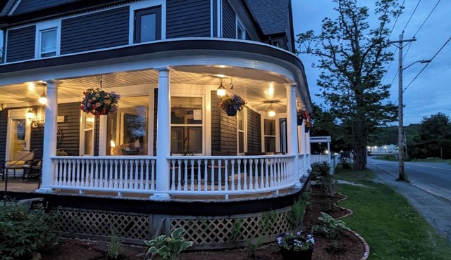 Rose & Thistle Bed & Breakfast