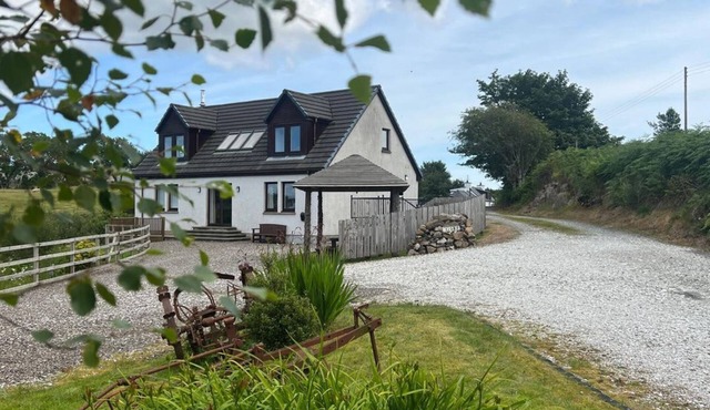Roselea, Skulamus nr Broadford