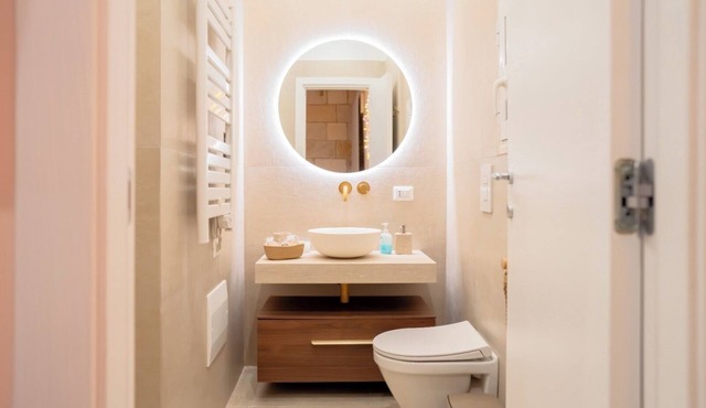 Roses Suite & Apartments