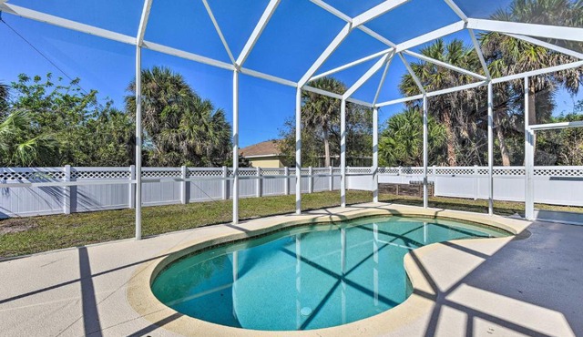 Rotonda West Home with Heated Pool, 5 Mi to Beach!