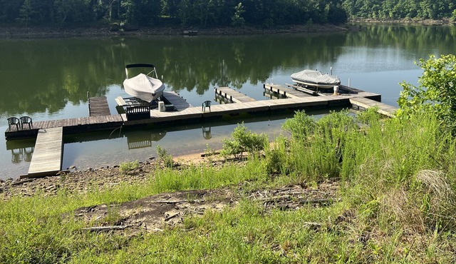 Rough River's Rustic Retreat