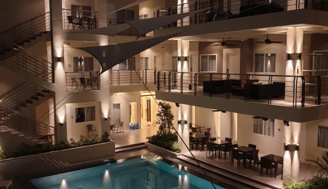 Rovira Suites