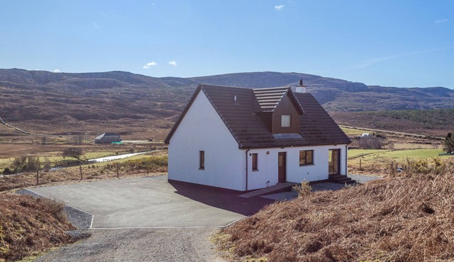 Rowan Cottage - Three Bedroom House, Sleeps 6