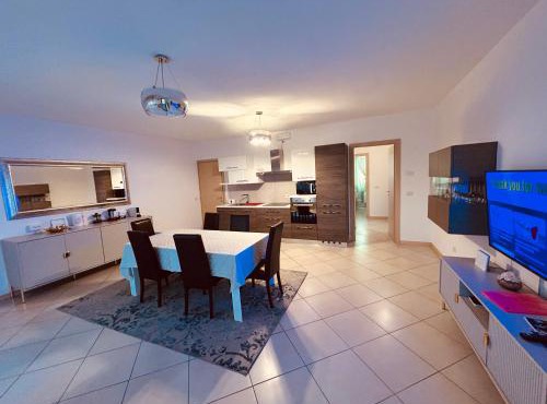 Roxana Holiday Home