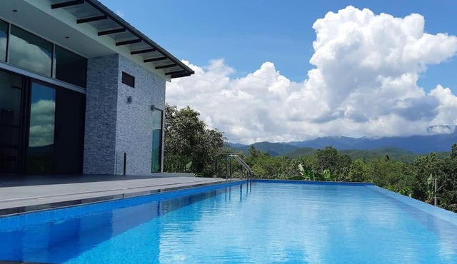 Roxana Resort
