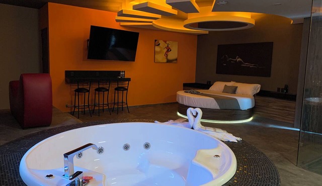 Roxy Motel