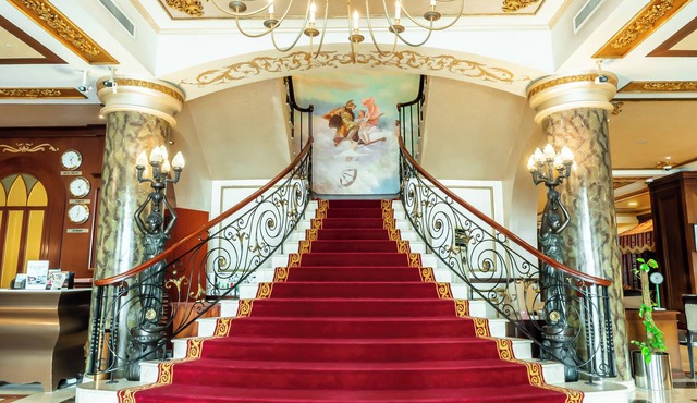 Royal Ascot Hotel
