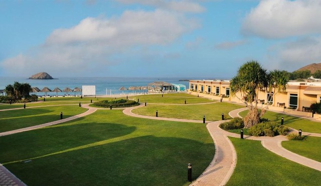 Royal Beach Hotel & Resort
