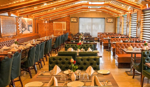 Royal Comfort Regency