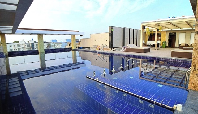 Royal Galaxy Hotel