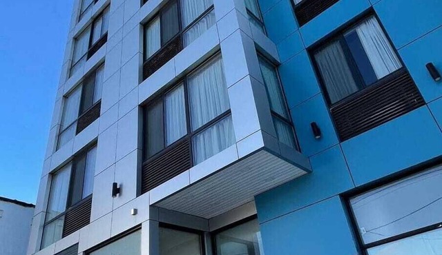 Royal Hotel Bronx