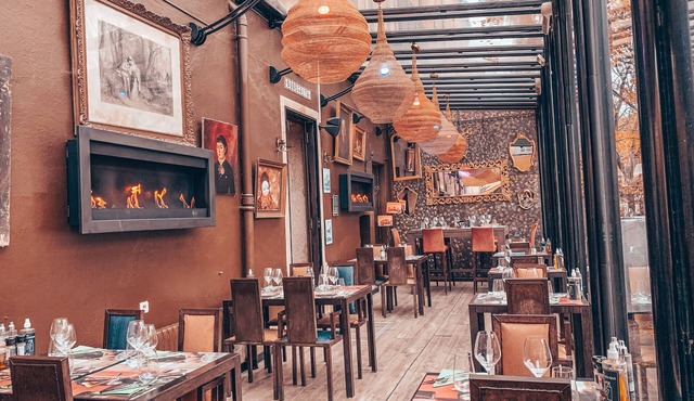 Royal Hotel