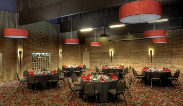 Royal Hotel Lloydminster