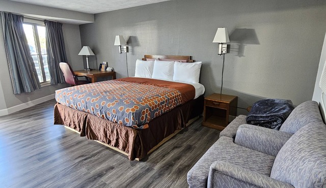 Royal Inn Motel