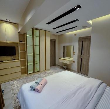 Royal Master Room Private Bath Gameat AlDowal