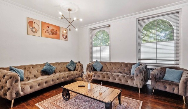 Royal Oak House 3BR Near City Centre