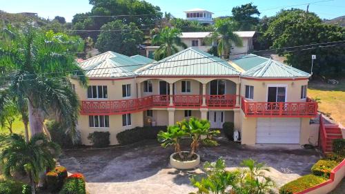 Royal Palms Estate