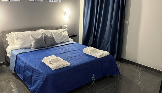 Royal Quest House, elegant and at the foot of Etna!