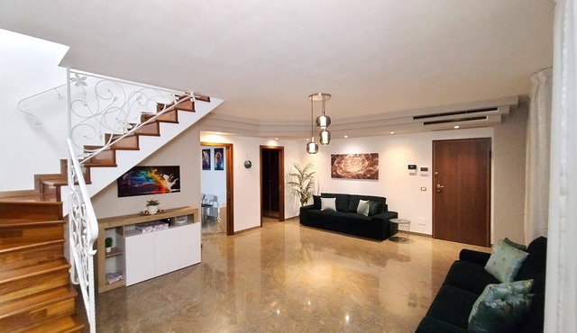 'Royal Residence Abano Terme' Apartment with Mountain View, Wi-Fi and Air Conditioning