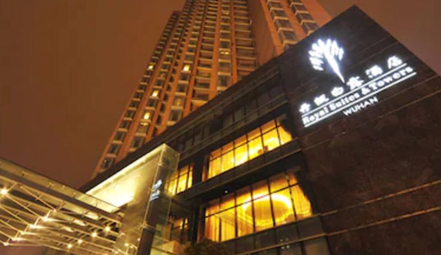 Royal Suites & Tower