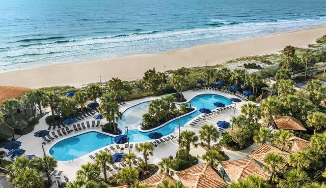 Royale Palms Condominiums