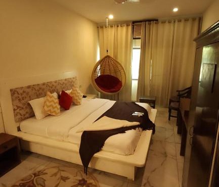 RoyalVilla